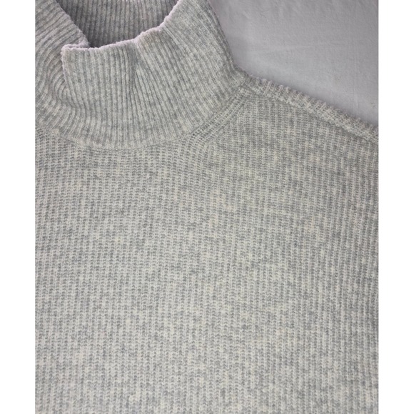 Abercrombie Fitch Womens Gray Ribbed Turtleneck Sweater Size M - Picture 2 of 4